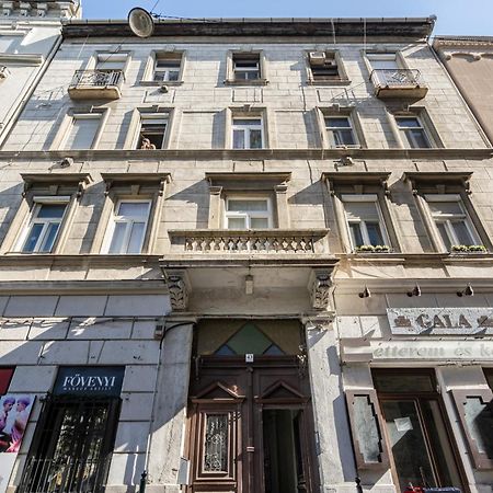 Serendipity Apartment Budapest Ngoại thất bức ảnh
